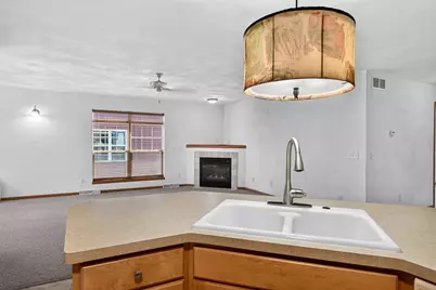 637 Garfield Avenue, Janesville, WI 53536 - Photo 16