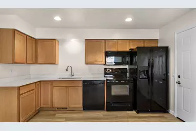 5806 Lacy Road, Fitchburg, WI 53711 - Photo 8