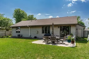 2608 N Wuthering Hills Dr, Janesville, WI 53546 - Photo 10
