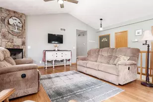 2608 N Wuthering Hills Dr, Janesville, WI 53546 - Photo 18