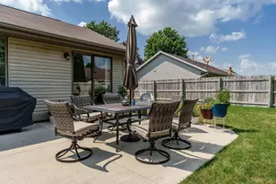 2608 N Wuthering Hills Dr, Janesville, WI 53546 - Photo 8