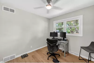 1121 Debra Lane, Madison, WI 53704 - Photo 12