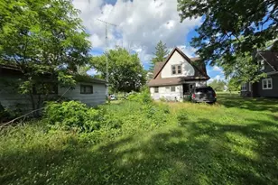 225 S Linden St, Adams, WI 53910 - Photo 16