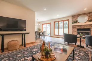 118 N High Point Rd, Madison, WI 53717 - Photo 6