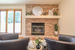118 N High Point Rd, Madison, WI 53717 - Photo 8