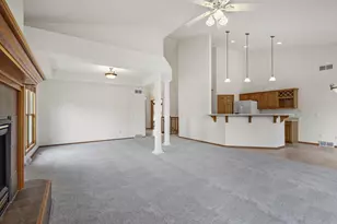 3000 Stamford Pl, Fitchburg, WI 53711 - Photo 12