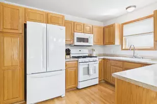 7019 Havenswood Dr, Madison, WI 53718 - Photo 10