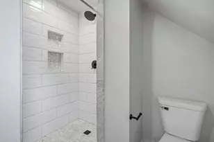 6931 Aetna Ct, Wauwatosa, WI 53213 - Photo 34