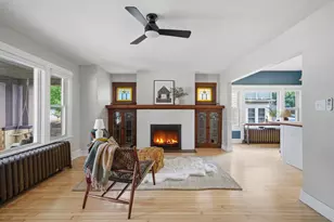 6931 Aetna Ct, Wauwatosa, WI 53213 - Photo 2