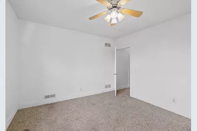 1009 Summit Avenue #6, Stoughton, WI 53589 - Photo 28