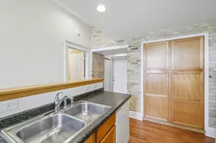 1009 Summit Ave, Stoughton, WI 53589 - Photo 8