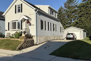 1314 S 24th St, Sheboygan, WI 53081 - Photo 2