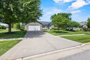 165 Deer Run Dr, Fall River, WI 53932 - Photo 66