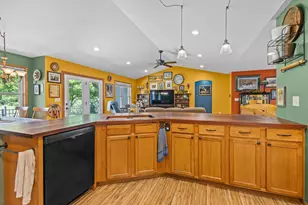 165 Deer Run Dr, Fall River, WI 53932 - Photo 14