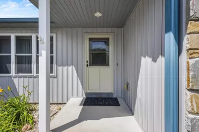 165 Deer Run Drive, Fall River, WI 53932 - Photo 6