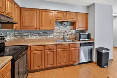 952 Rockefeller Lane, Madison, WI 53704 - Photo 12