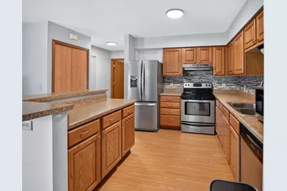 952 Rockefeller Lane, Madison, WI 53704 - Photo 10