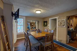 611 9th St, Baraboo, WI 53913 - Photo 10