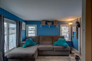 611 9th St, Baraboo, WI 53913 - Photo 16