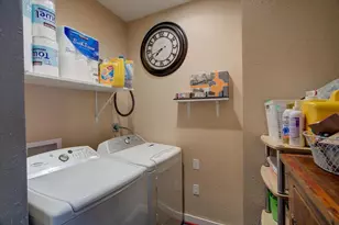 611 9th St, Baraboo, WI 53913 - Photo 22
