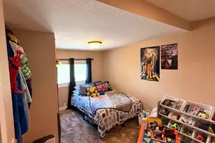 611 9th St, Baraboo, WI 53913 - Photo 24
