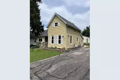 611 9th Street, Baraboo, WI 53913 - Photo 32