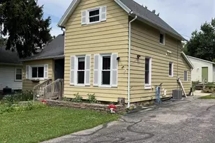 611 9th St, Baraboo, WI 53913 - Photo 32