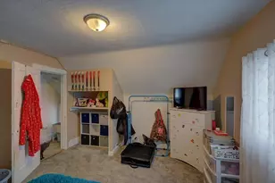 611 9th St, Baraboo, WI 53913 - Photo 28