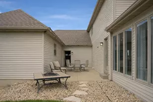 2717 Olin Way, Sun Prairie, WI 53590 - Photo 60