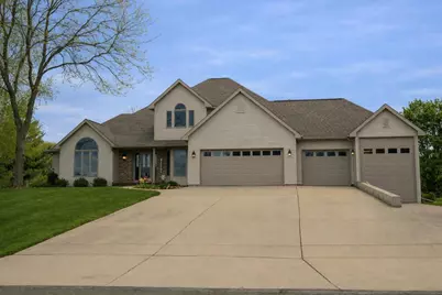 2717 Olin Way, Sun Prairie, WI 53590 - Photo 1