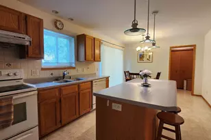 1214 Twinleaf Ln, Madison, WI 53719 - Photo 14