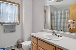 1305 Dewberry Dr, Madison, WI 53719 - Photo 18