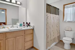 1305 Dewberry Dr, Madison, WI 53719 - Photo 16