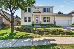 1305 Dewberry Dr, Madison, WI 53719 - Photo 2