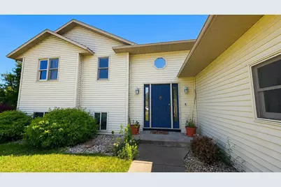 23 Jaz Circle, Reedsburg, WI 53959 - Photo 2