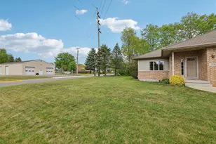 738 8th St, Prairie Du Sac, WI 53578 - Photo 28