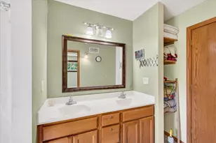 3142 Larsen Rd, Madison, WI 53711 - Photo 20