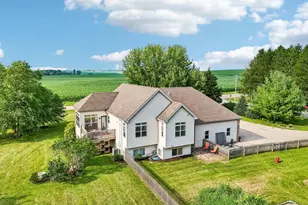 7645 Conifer Ct, DeForest, WI 53532 - Photo 2