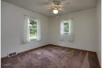 1442 S Marion Avenue, Janesville, WI 53546 - Photo 12