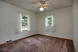 1442 S Marion Ave, Janesville, WI 53546 - Photo 12