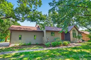 8062 Burr Oak Trail, Cross Plains, WI 53528 - Photo 4