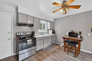 2837 Coolidge St, Madison, WI 53704 - Photo 6