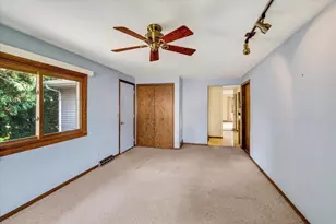 618 Jefferson St, DeForest, WI 53532 - Photo 40