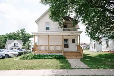 430 E James Street, Columbus, WI 53925 - Photo 2