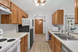 2850 Cimarron Trail, Madison, WI 53719 - Photo 12