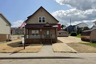 506 Packard St, Wilton, WI 54670 - Photo 2