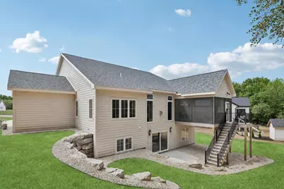 W8778 Blue Violet Court, Cambridge, WI 53523 - Photo 4