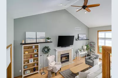 1905 Manchester Crossing, Waunakee, WI 53597 - Photo 26