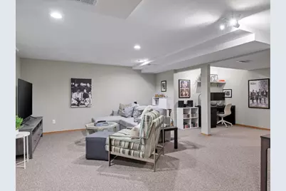 1905 Manchester Crossing, Waunakee, WI 53597 - Photo 38