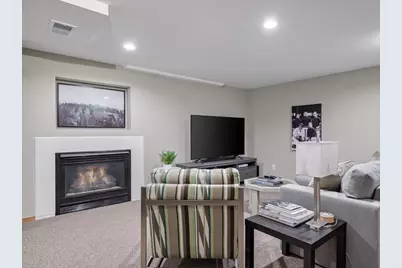 1905 Manchester Crossing, Waunakee, WI 53597 - Photo 40